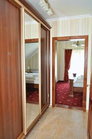 Отели типа «постель и завтрак» Eldorado baza vidpochynku Солочин Двухместный номер с 1 кроватью и балконом-14